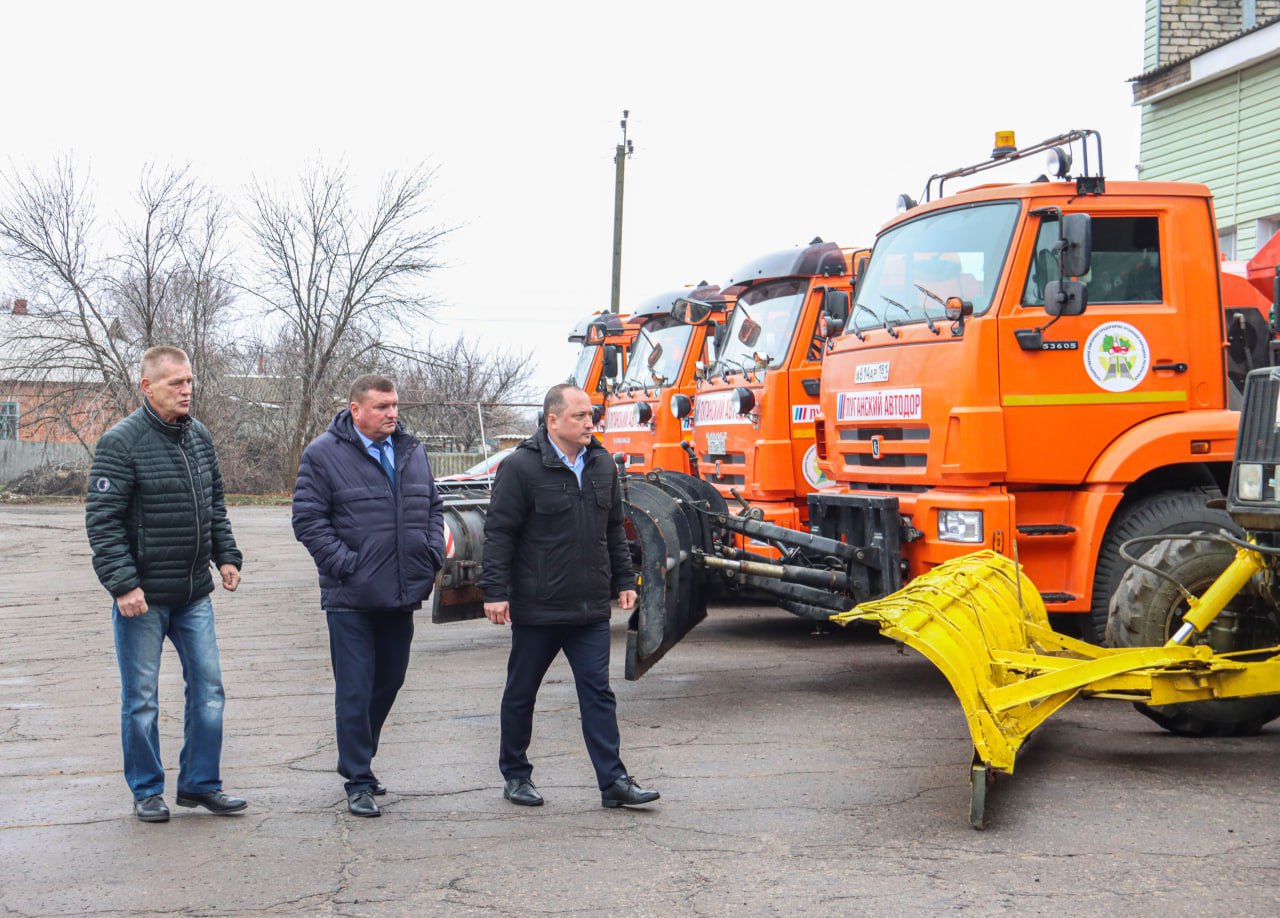 В ЛНР завершается подготовка дорожного комплекса к работе в зимних условиях