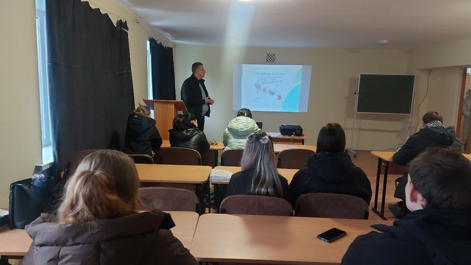 Накануне профессионального праздника — Дня психолога — в Северодонецком технологическом институте и колледже СТИ прошло особое мероприятие, посвящённое одной из самых гуманных и востребованных профессий Накануне профессионального праздника — Дня психолога — в Северодонецком технологическом институте и колледже СТИ прошло особое мероприятие, посвящённое одной из самых гуманных и востребованных профессий