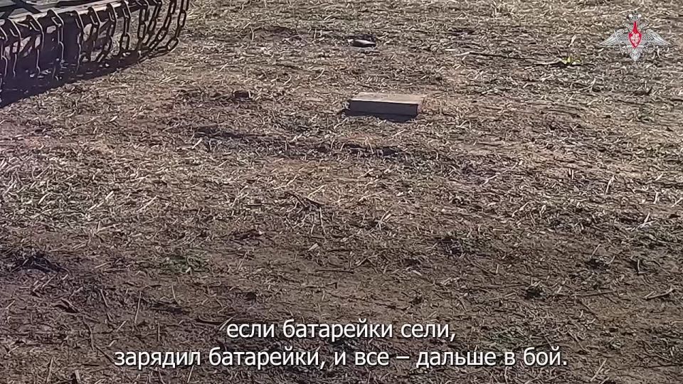 Саперы отдельного батальона беспилотных систем Новороссийских десантников из состава группировки войск «Днепр» разминируют дороги на Ореховском направлении