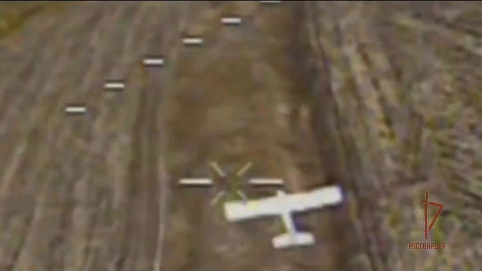 Росгвардейцы сбили вражеский беспилотник самолетного типа в ЛНР
