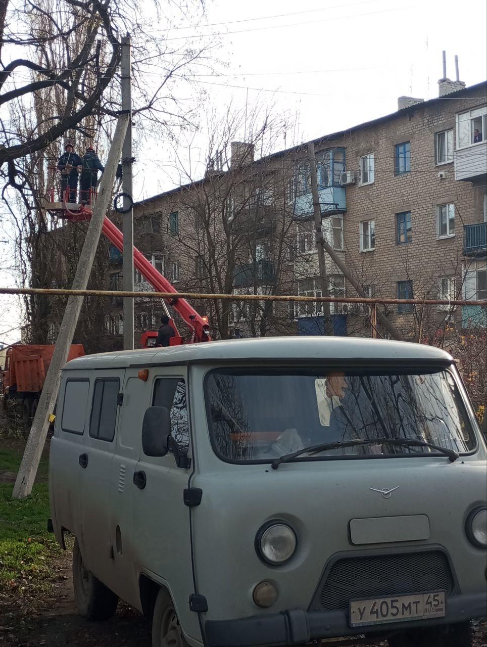 Курганские энергетики завершили свою смену в Краснодонском округе, где они оказали помощь в восстановлении и благоустройстве региона Курганские энергетики завершили свою смену в Краснодонском округе, где они оказали помощь в восстановлении и благоустройстве региона