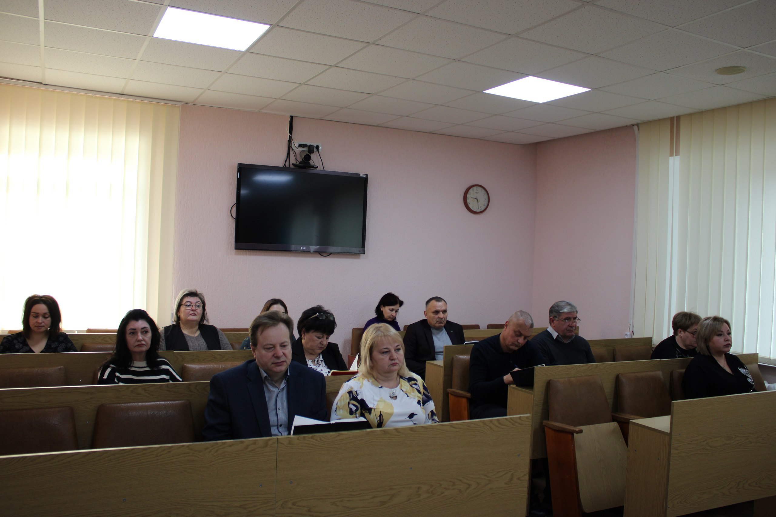 Глава городского округа город Ровеньки Андрей Рубанцов, провел плановое рабочее совещание с руководителями управлений администрации и структурных подразделений