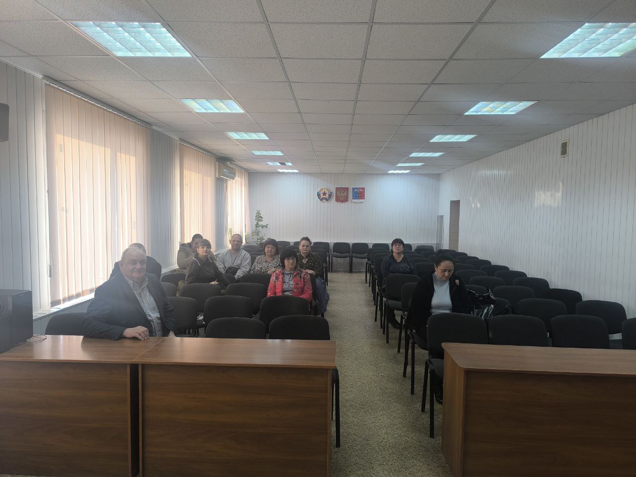 Альберт Зинченко: Сегодня заместитель Главы Станично-Луганского муниципального округа Анна Кулиш провела рабочее совещание с руководителями учреждений социальной сферы Альберт Зинченко: Сегодня заместитель Главы Станично-Луганского муниципального округа Анна Кулиш провела рабочее совещание с руководителями учреждений социальной сферы