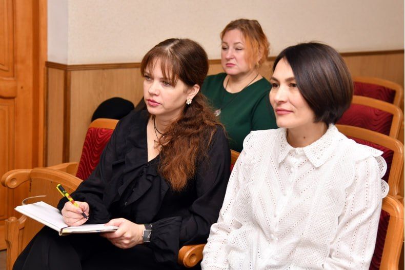 Заседание постоянной комиссии Совета депутатов по правовой политике и связям с общественностью Заседание постоянной комиссии Совета депутатов по правовой политике и связям с общественностью