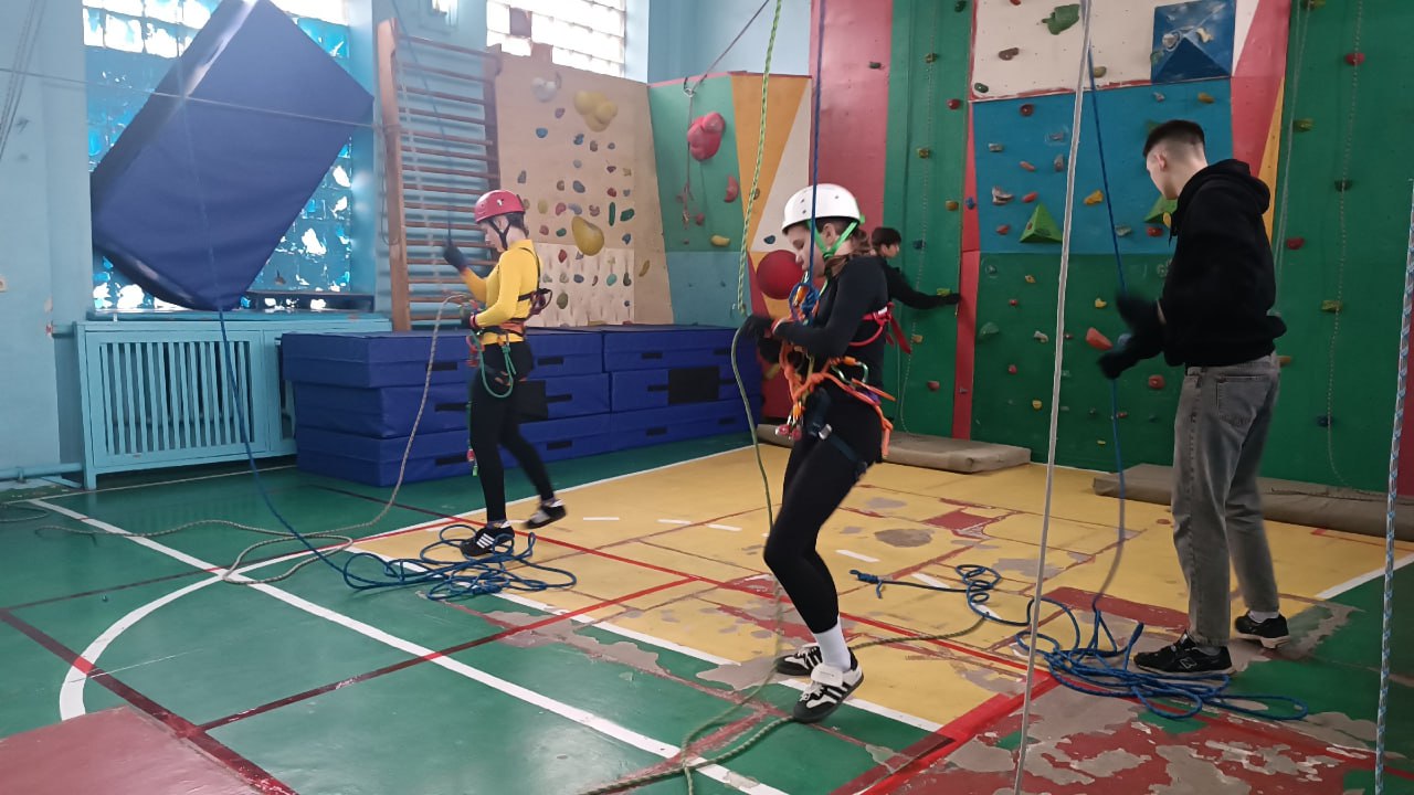 Стахановчане выступили на Республиканском турнире по спортивному туризму Стахановчане выступили на Республиканском турнире по спортивному туризму