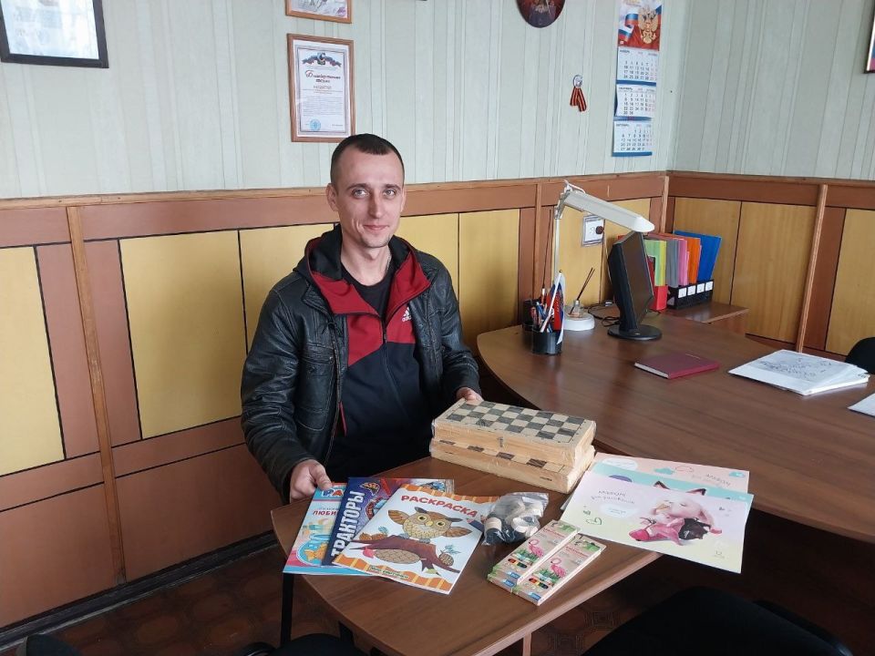 В Чернухино прошла акция "Коробка храбрости" В Чернухино прошла акция "Коробка храбрости"