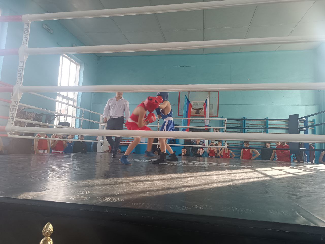 Ровеньковская земля встретила у себя гостей из других городов Республики на открытом турнире по боксу памяти Заслуженного тренера Гордиенко Ю.Я