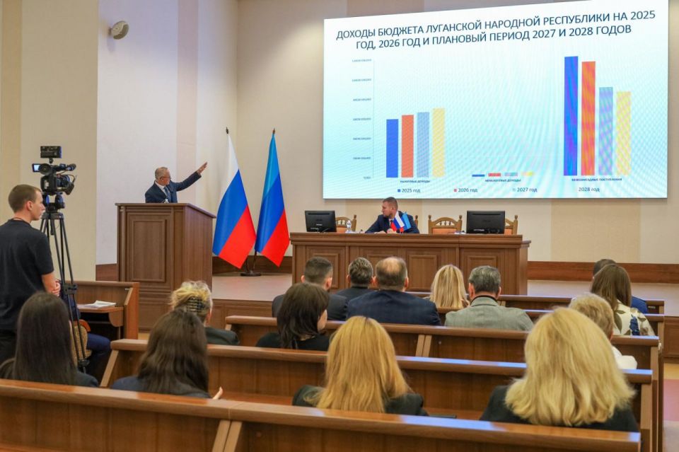 Граждане поддержали проект бюджета республики на 2026 год в ходе публичных слушаний Граждане поддержали проект бюджета республики на 2026 год в ходе публичных слушаний