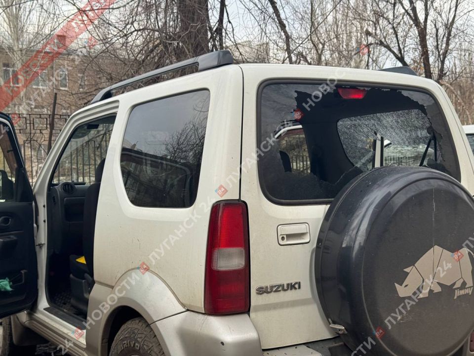 Кадры с места взрыва газового балона в Луганске Кадры с места взрыва газового балона в Луганске