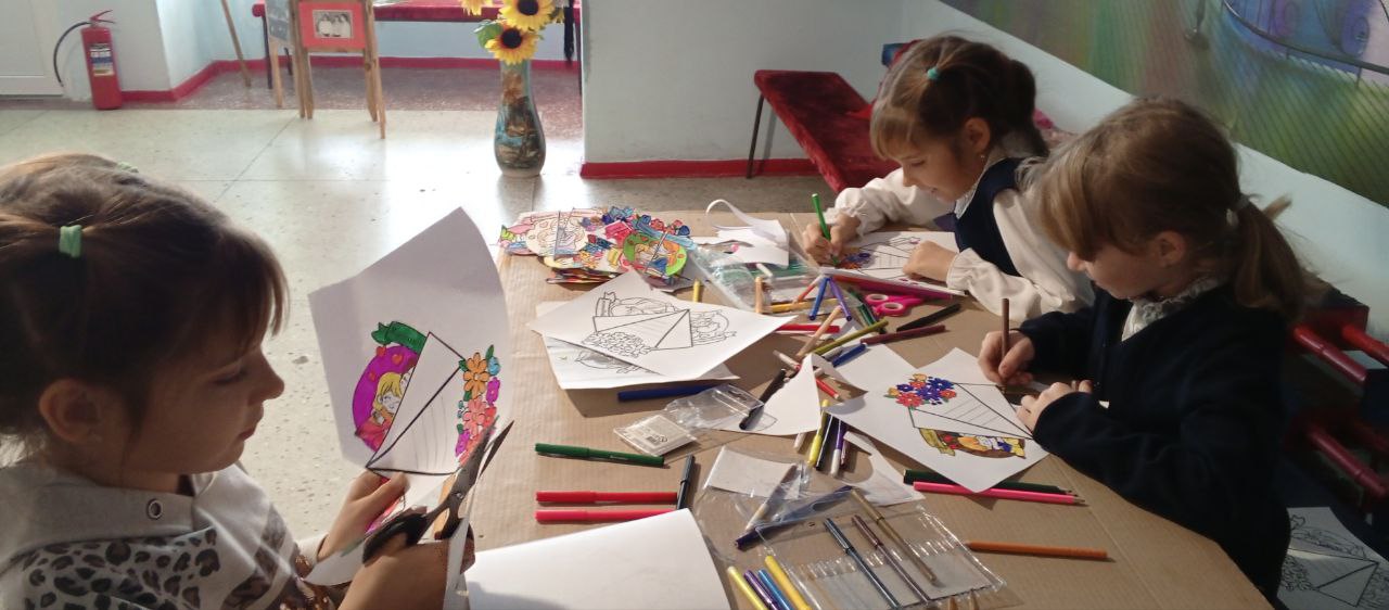 В Доме культуры села Передельское царила атмосфера волшебства и предвкушения В Доме культуры села Передельское царила атмосфера волшебства и предвкушения