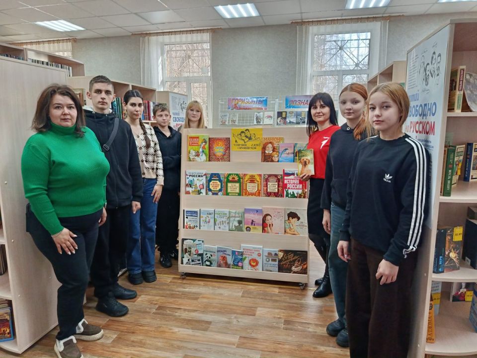 22 ноября в Краснолучской центральной городской библиотеке имени Н.К. Крупской на базе первичного отделения «Движения Первых» состоялся День семейных чтений 22 ноября в Краснолучской центральной городской библиотеке имени Н.К. Крупской на базе первичного отделения «Движения Первых» состоялся День семейных чтений