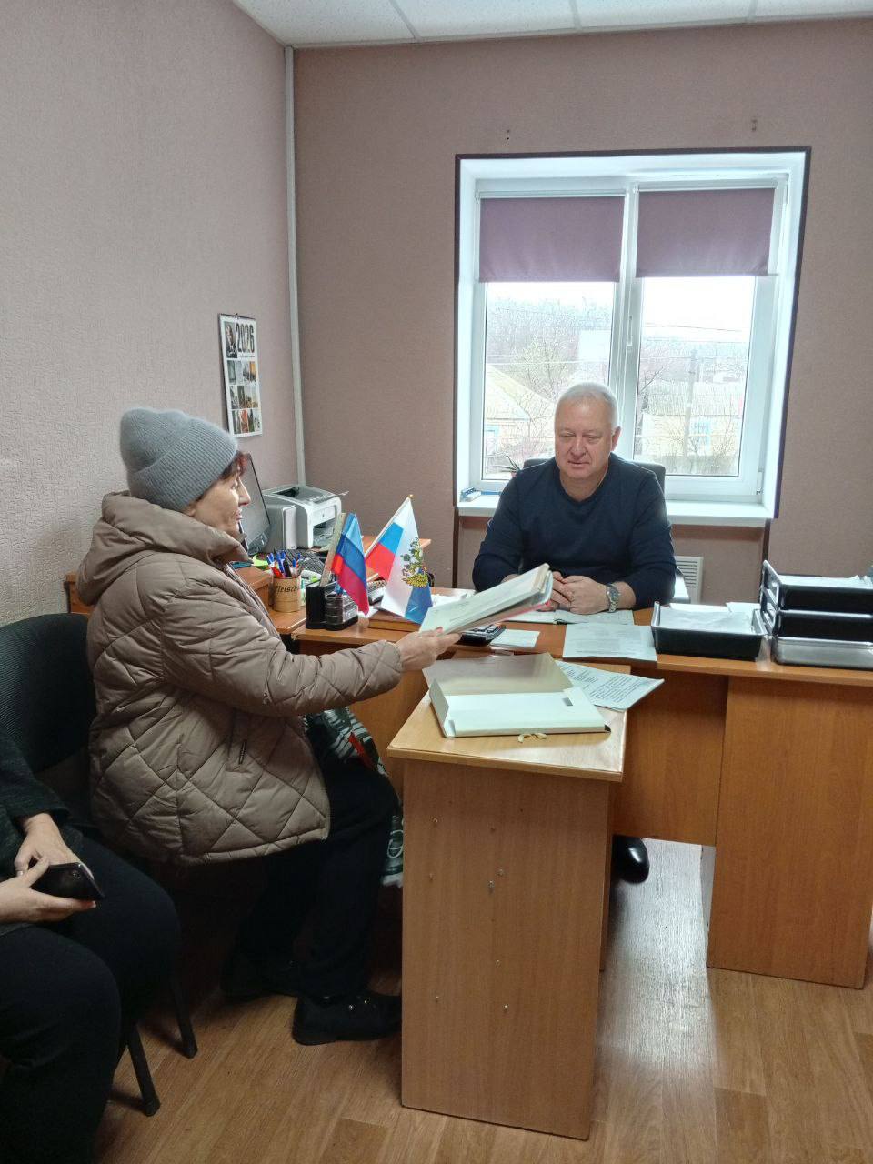 Депутат Совета Антрацитовского муниципального округа Жуков Игорь Борисович провёл приём граждан