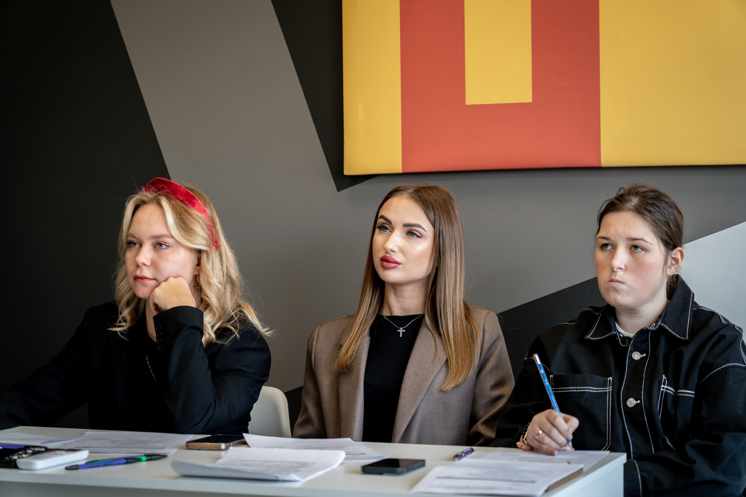 «Эмоции создают яркость в нашей работе» «Эмоции создают яркость в нашей работе»