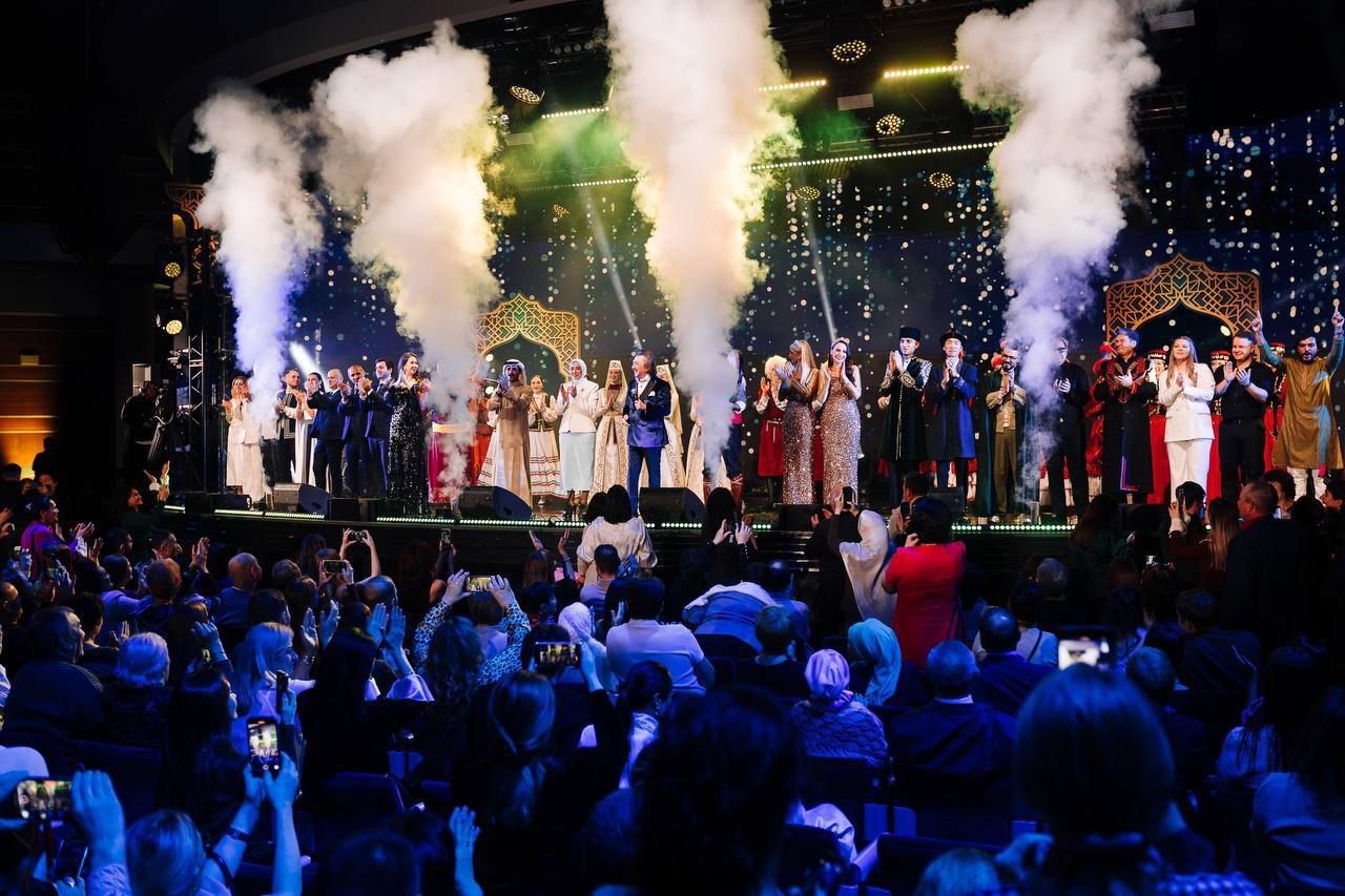 Ансамбль «Свои» Луганской академии Матусовского одержал победу на международном фестивале «Восточный базар» в Казани