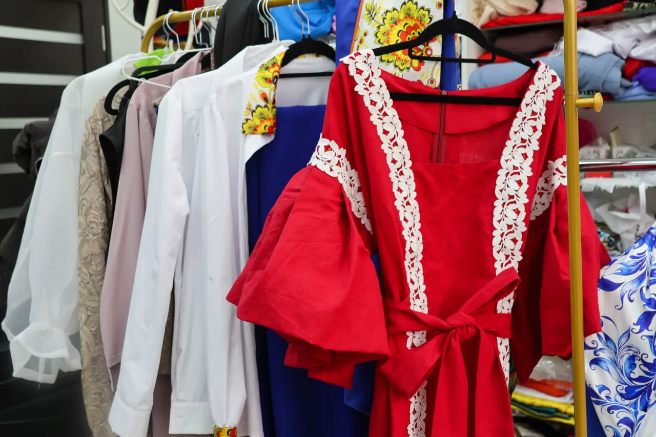 Студия дизайнерской одежды «Сабина Эксклюзив» при поддержке Президентского фонда культурных инициатив готовит масштабный показ коллекции «Русский Стиль», в рамках которого будет представлено более 100 уникальных образов Студия дизайнерской одежды «Сабина Эксклюзив» при поддержке Президентского фонда культурных инициатив готовит масштабный показ коллекции «Русский Стиль», в рамках которого будет представлено более 100 уникальных образов