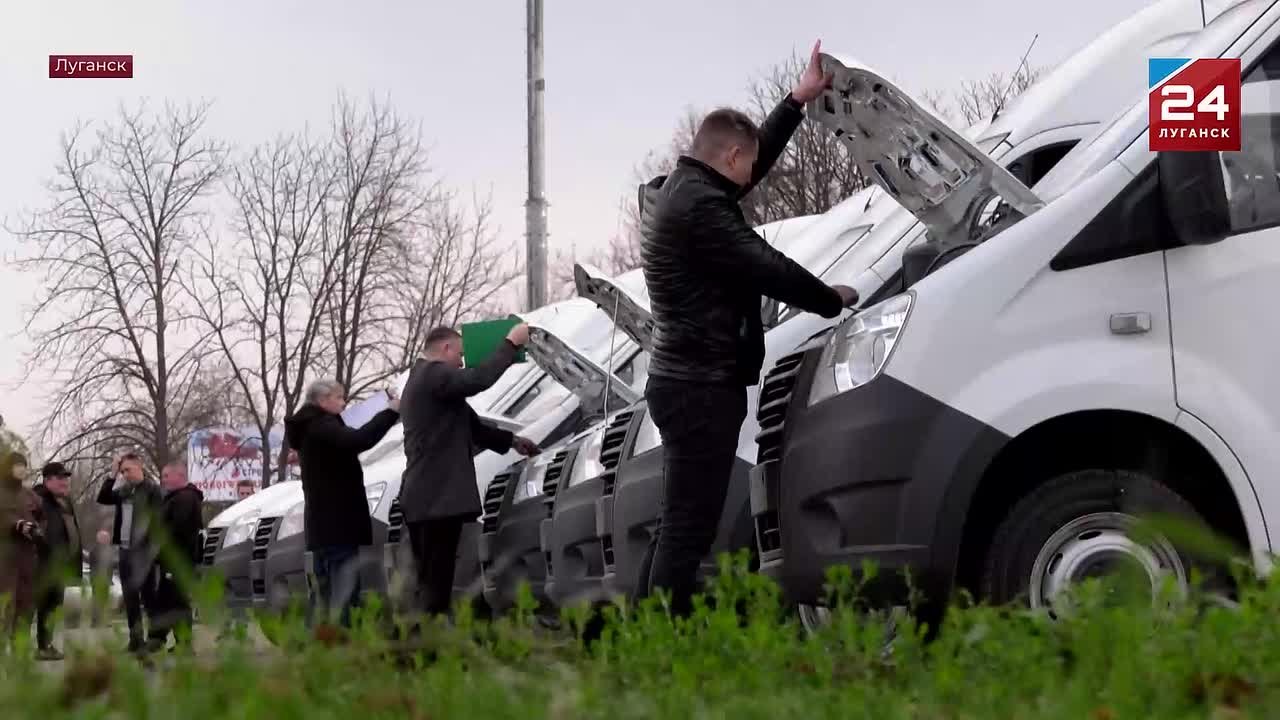 12 «Газелей» модели «Некст» получил Минтранс Республики