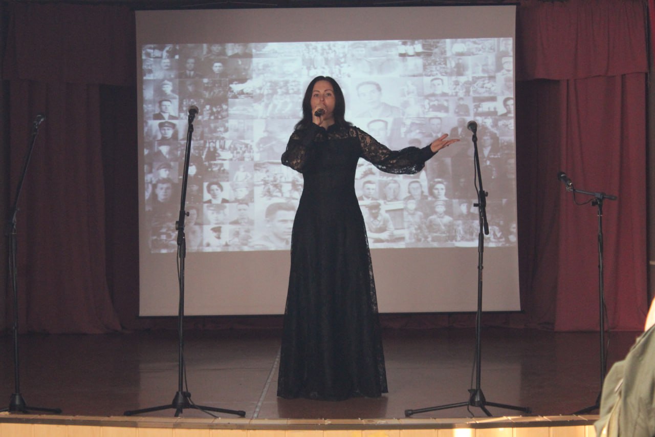 В Желтенском сельском клубе прошла концертная программа, посвящённая Году защитника Отечества В Желтенском сельском клубе прошла концертная программа, посвящённая Году защитника Отечества