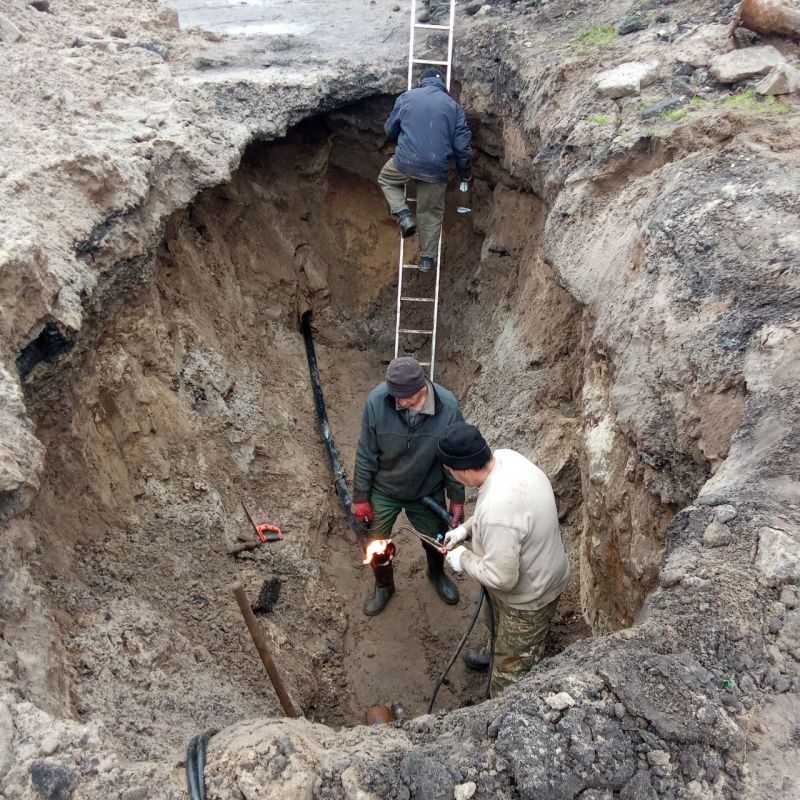 МБУ Центр "Благоустройство" проводит работы на сетях водоотведения и водоснабжения МБУ Центр "Благоустройство" проводит работы на сетях водоотведения и водоснабжения