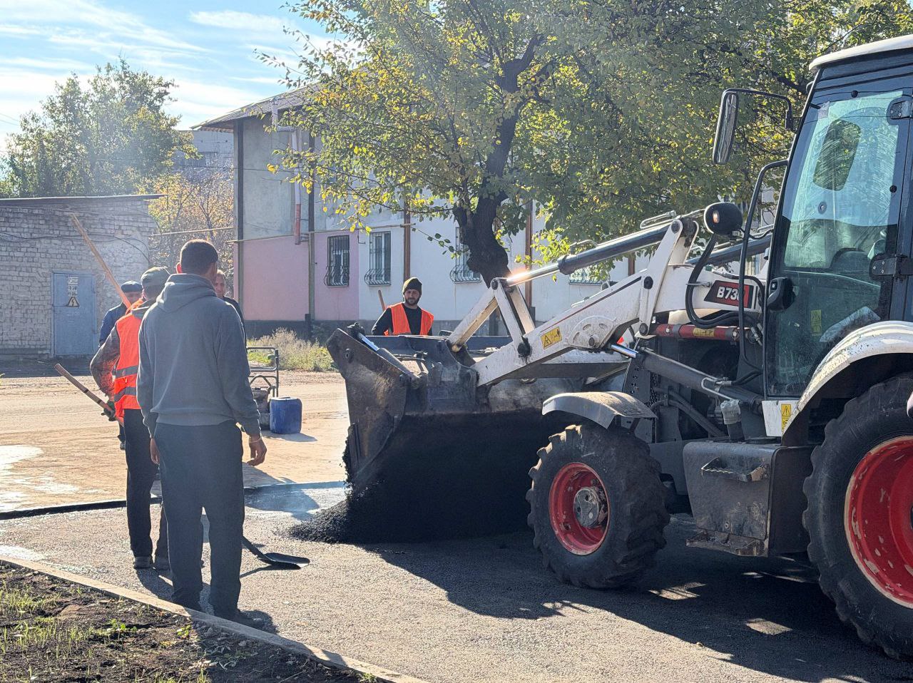 Сергей Колягин: Отмечу, что ранее таким же образом было принято решение об обновлении дорожного полотна у обновлённого Сквера Чернобыльской славы Сергей Колягин: Отмечу, что ранее таким же образом было принято решение об обновлении дорожного полотна у обновлённого Сквера Чернобыльской славы