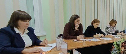 Специалисты Краснодонского департамента «Луганскводы» совместно с бригадой «ТюменьБурСтрой» проводят замену аварийного участка самотечного коллектора в Суходольске Специалисты Краснодонского департамента «Луганскводы» совместно с бригадой «ТюменьБурСтрой» проводят замену аварийного участка самотечного коллектора в Суходольске