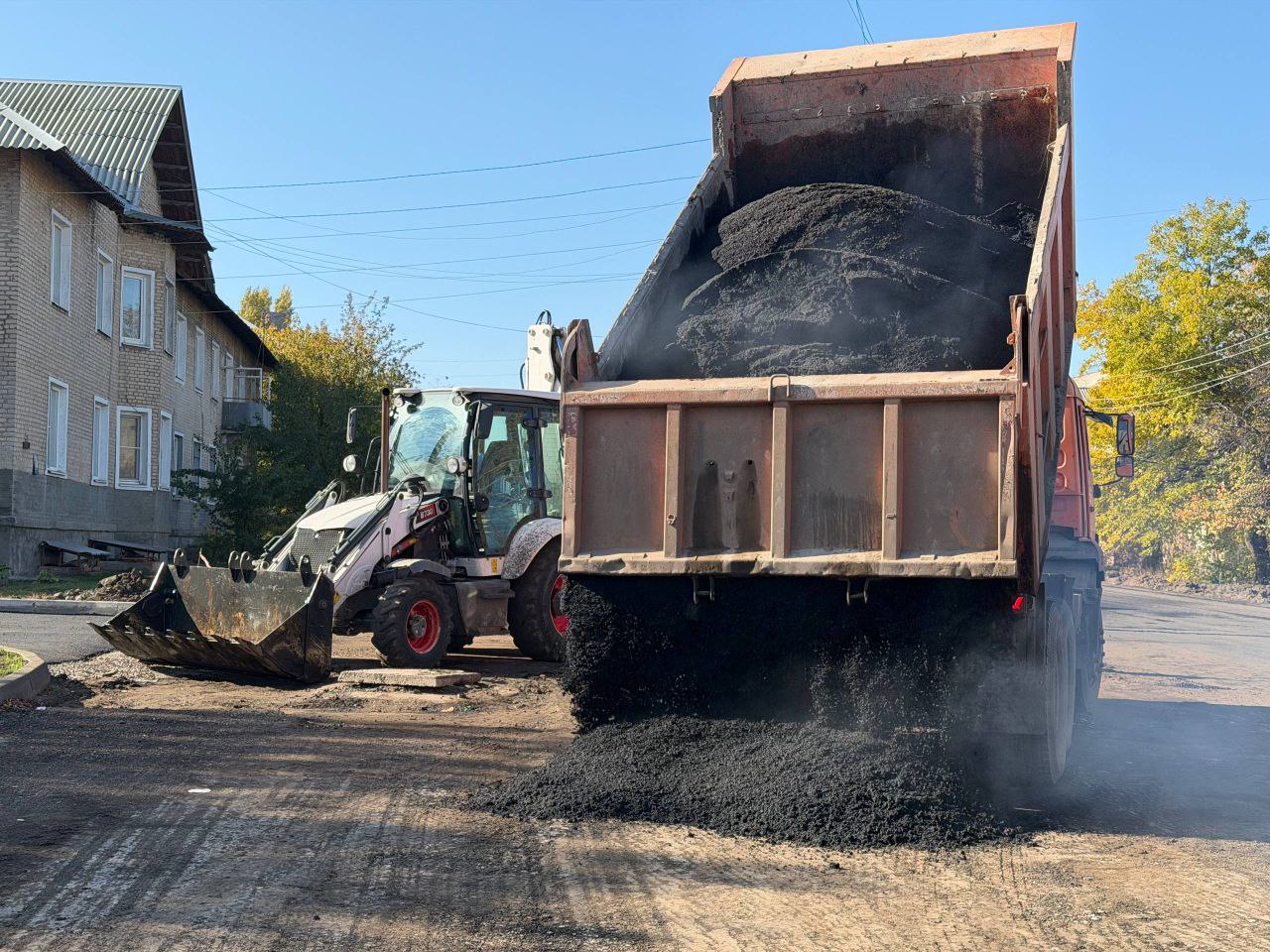 Сергей Колягин: Отмечу, что ранее таким же образом было принято решение об обновлении дорожного полотна у обновлённого Сквера Чернобыльской славы Сергей Колягин: Отмечу, что ранее таким же образом было принято решение об обновлении дорожного полотна у обновлённого Сквера Чернобыльской славы