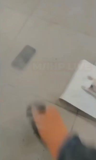 Наглядно о том, почему нельзя поднимать бесхозные предметы на улице