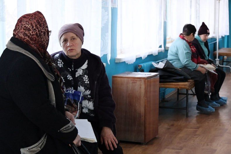 Красноярские врачи провели приём в пгт Калининский Красноярские врачи провели приём в пгт Калининский