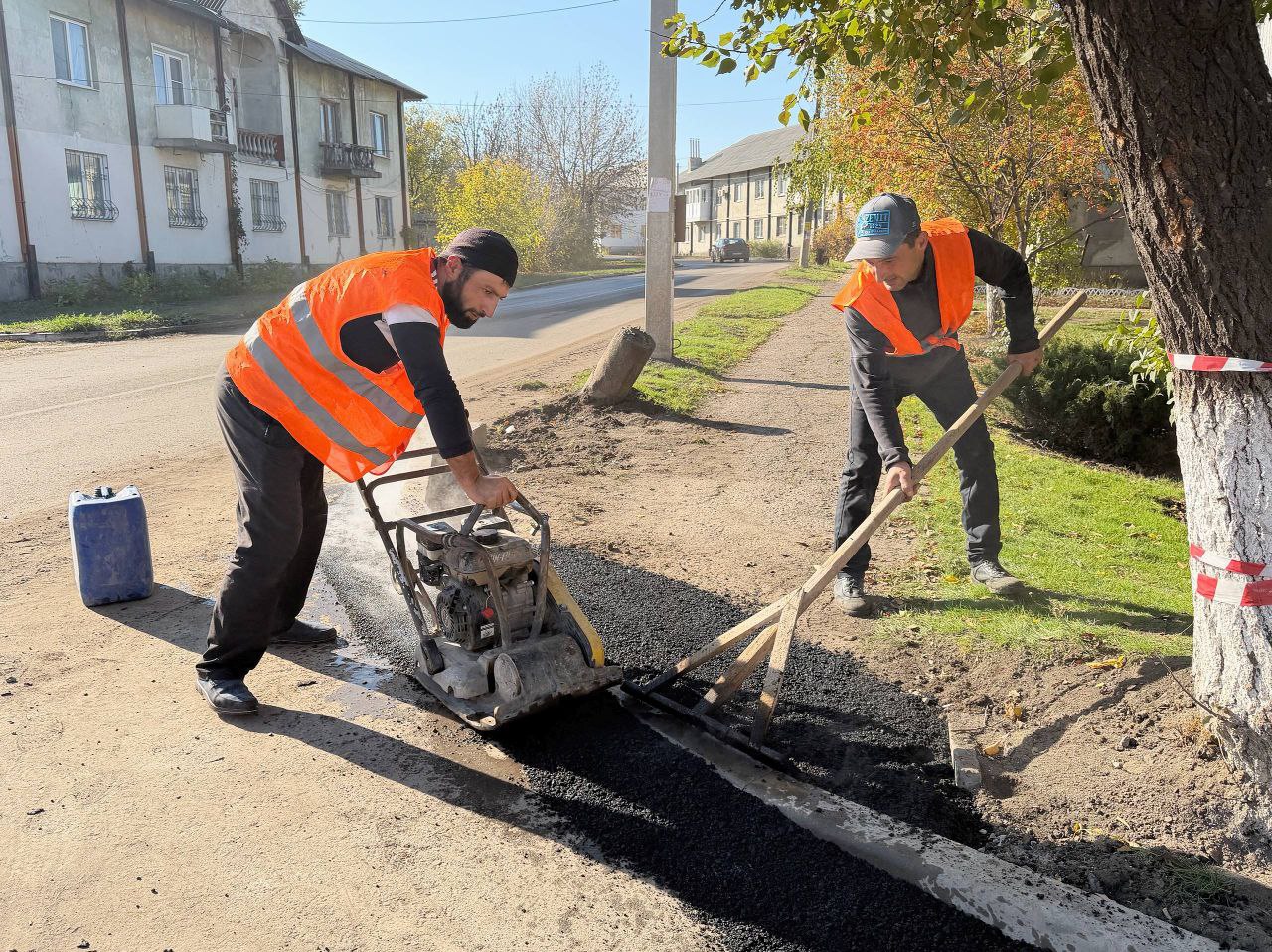 Сергей Колягин: Отмечу, что ранее таким же образом было принято решение об обновлении дорожного полотна у обновлённого Сквера Чернобыльской славы Сергей Колягин: Отмечу, что ранее таким же образом было принято решение об обновлении дорожного полотна у обновлённого Сквера Чернобыльской славы