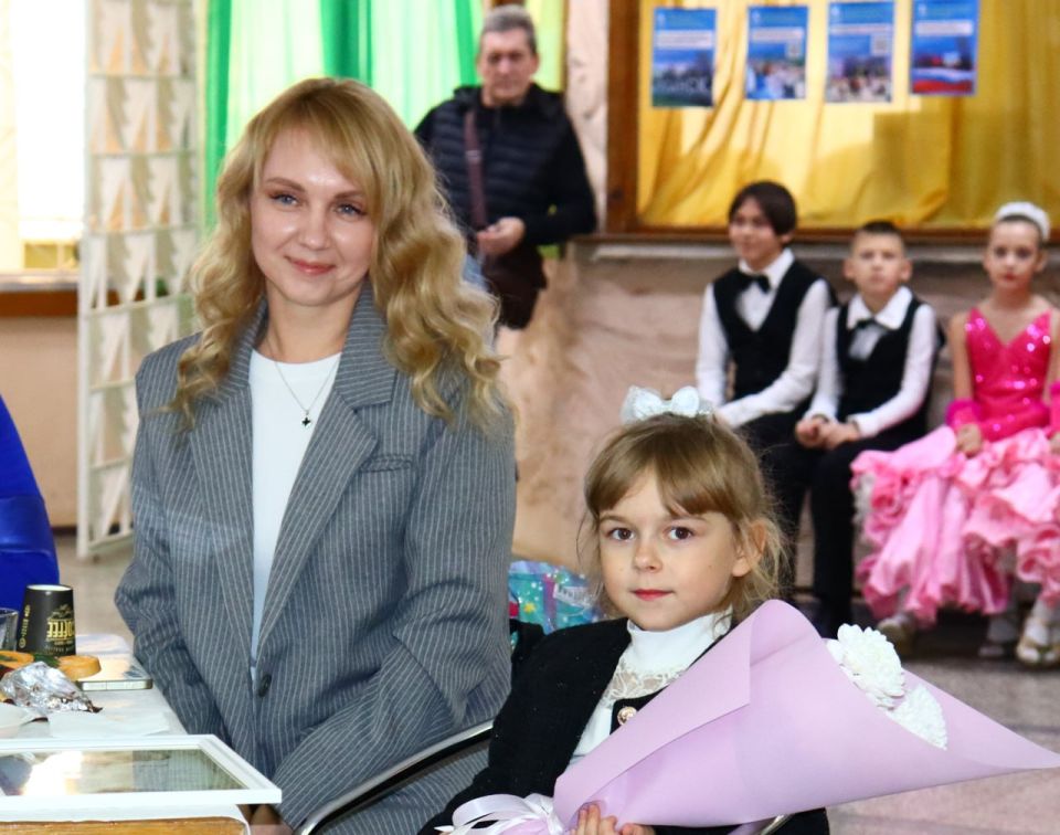Светлана Гребенькова: Поздравления – женщинам-металлургам Светлана Гребенькова: Поздравления – женщинам-металлургам