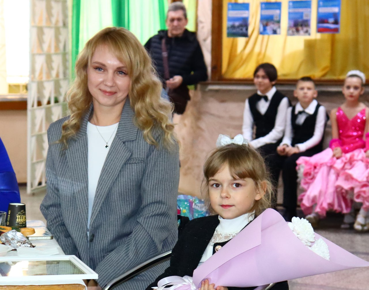 Светлана Гребенькова: Поздравления – женщинам-металлургам Светлана Гребенькова: Поздравления – женщинам-металлургам