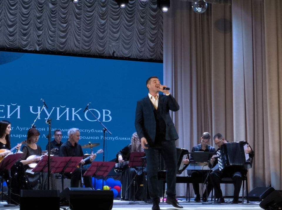 Марина Филиппова: В Новоайдаре прошёл трогательный концерт Луганской академической филармонии Марина Филиппова: В Новоайдаре прошёл трогательный концерт Луганской академической филармонии