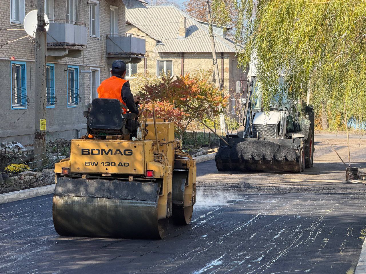 Сергей Колягин: Отмечу, что ранее таким же образом было принято решение об обновлении дорожного полотна у обновлённого Сквера Чернобыльской славы Сергей Колягин: Отмечу, что ранее таким же образом было принято решение об обновлении дорожного полотна у обновлённого Сквера Чернобыльской славы