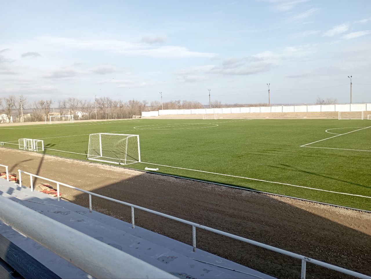 Реконструкция спортивного стадиона на Юбилейном почти завершена