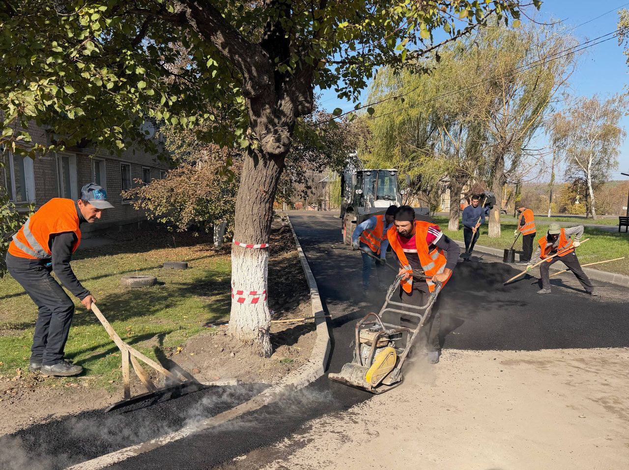 Сергей Колягин: Отмечу, что ранее таким же образом было принято решение об обновлении дорожного полотна у обновлённого Сквера Чернобыльской славы Сергей Колягин: Отмечу, что ранее таким же образом было принято решение об обновлении дорожного полотна у обновлённого Сквера Чернобыльской славы