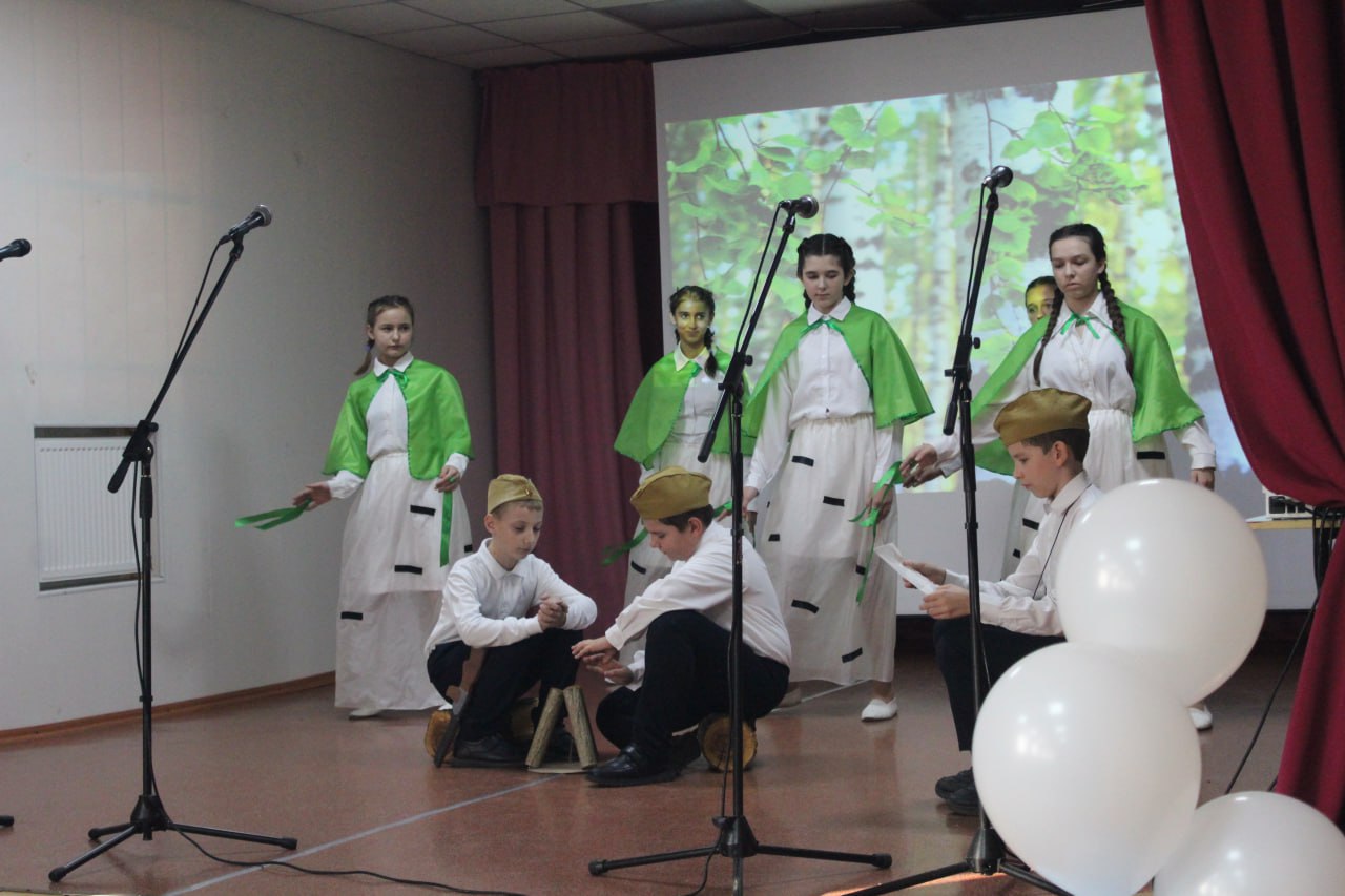 В Желтенском сельском клубе прошла концертная программа, посвящённая Году защитника Отечества В Желтенском сельском клубе прошла концертная программа, посвящённая Году защитника Отечества