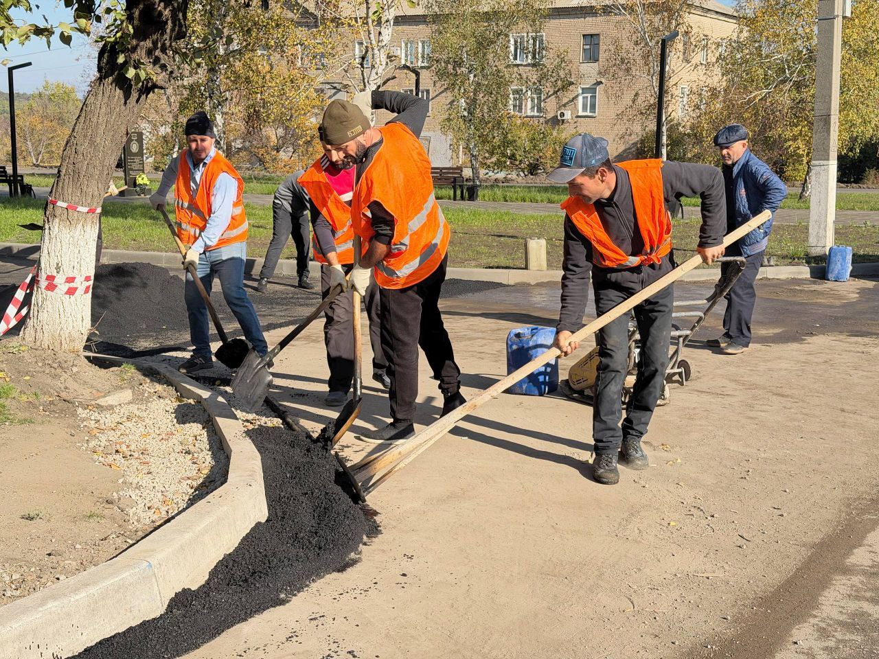 Сергей Колягин: Отмечу, что ранее таким же образом было принято решение об обновлении дорожного полотна у обновлённого Сквера Чернобыльской славы Сергей Колягин: Отмечу, что ранее таким же образом было принято решение об обновлении дорожного полотна у обновлённого Сквера Чернобыльской славы