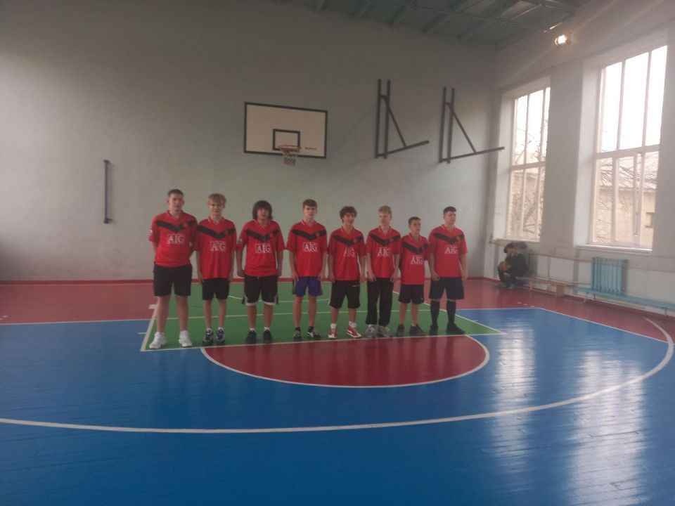Близится кульминация муниципального этапа Чемпионата Школьной баскетбольной лиги "КЭС-БАСКЕТ" г. Ровеньки Близится кульминация муниципального этапа Чемпионата Школьной баскетбольной лиги "КЭС-БАСКЕТ" г. Ровеньки