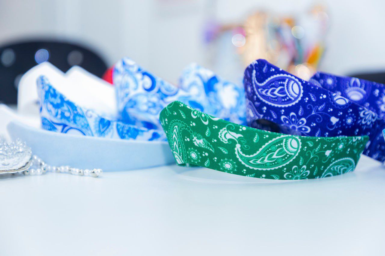 Более 100 образов из коллекции «Русский стиль» представит студия дизайнерской одежды «Сабина Эксклюзив» на показе в луганском Дворце культуры имени Ленина 29 ноября благодаря Президентскому фонду культурных инициатив (ПФКИ) Более 100 образов из коллекции «Русский стиль» представит студия дизайнерской одежды «Сабина Эксклюзив» на показе в луганском Дворце культуры имени Ленина 29 ноября благодаря Президентскому фонду культурных инициатив (ПФКИ)