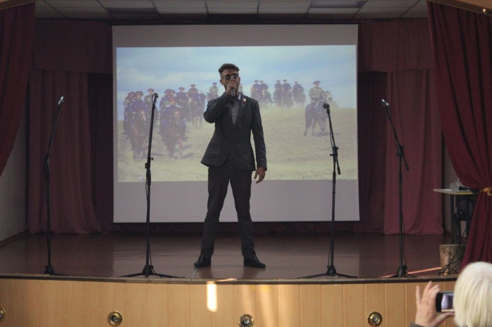 В Желтенском сельском клубе прошла концертная программа, посвящённая Году защитника Отечества В Желтенском сельском клубе прошла концертная программа, посвящённая Году защитника Отечества