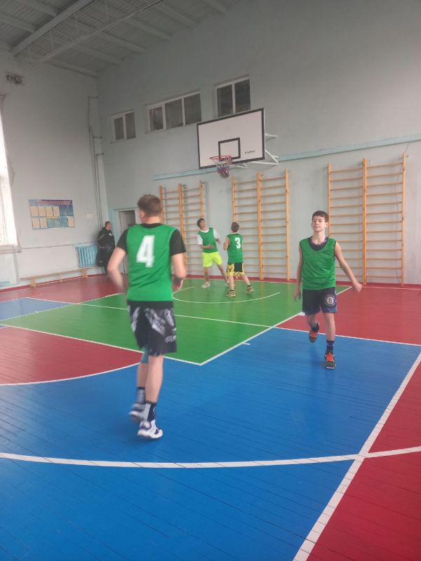 Близится кульминация муниципального этапа Чемпионата Школьной баскетбольной лиги "КЭС-БАСКЕТ" г. Ровеньки Близится кульминация муниципального этапа Чемпионата Школьной баскетбольной лиги "КЭС-БАСКЕТ" г. Ровеньки