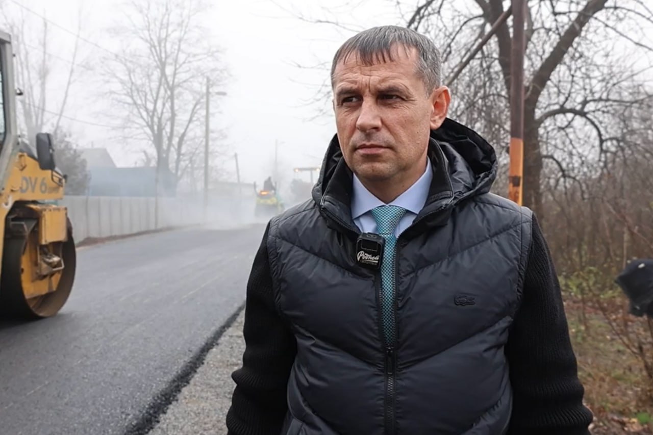 В Свердловске завершился ремонт важного участка дороги В Свердловске завершился ремонт важного участка дороги