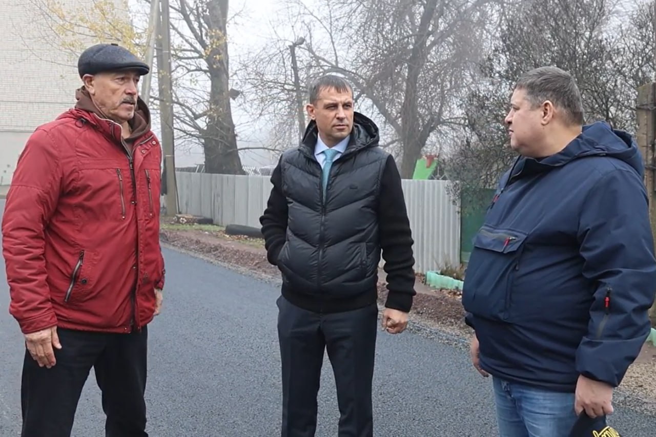 В Свердловске завершился ремонт важного участка дороги В Свердловске завершился ремонт важного участка дороги