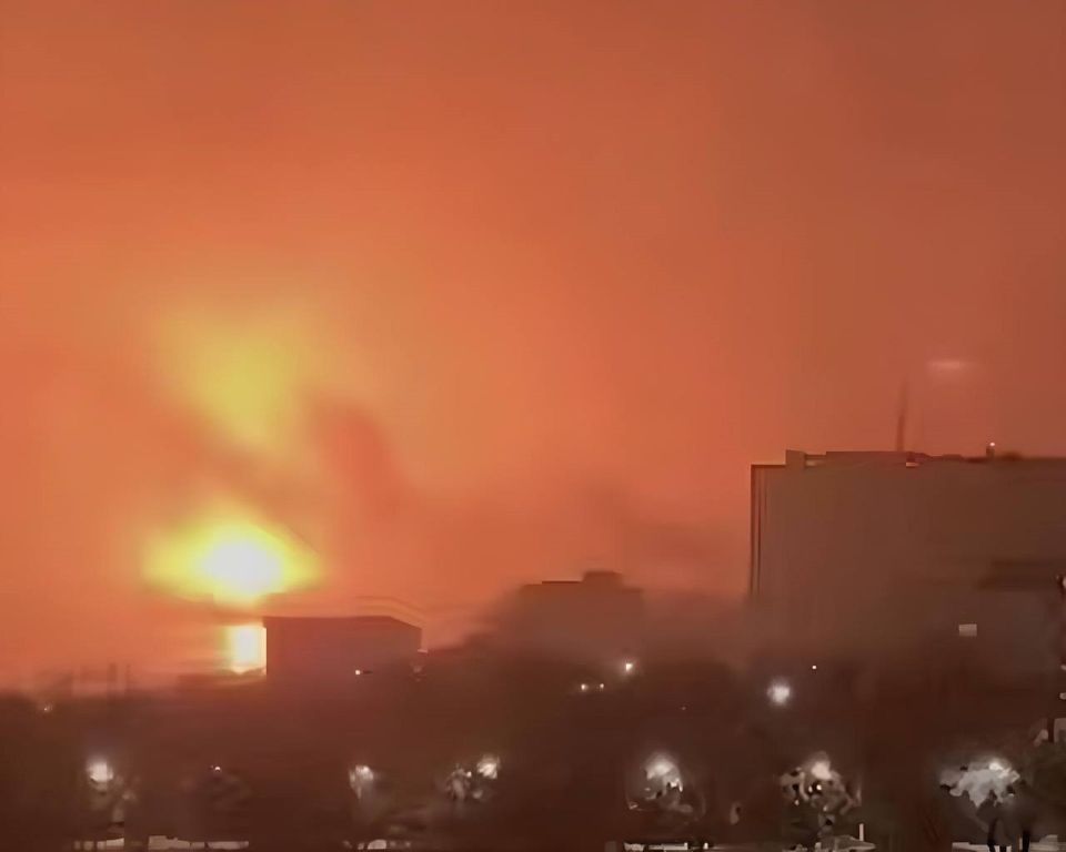 Три человека погибли, не менее 15 пострадали в результате одной из крупнейших атак БПЛА ВСУ по югу России Три человека погибли, не менее 15 пострадали в результате одной из крупнейших атак БПЛА ВСУ по югу России