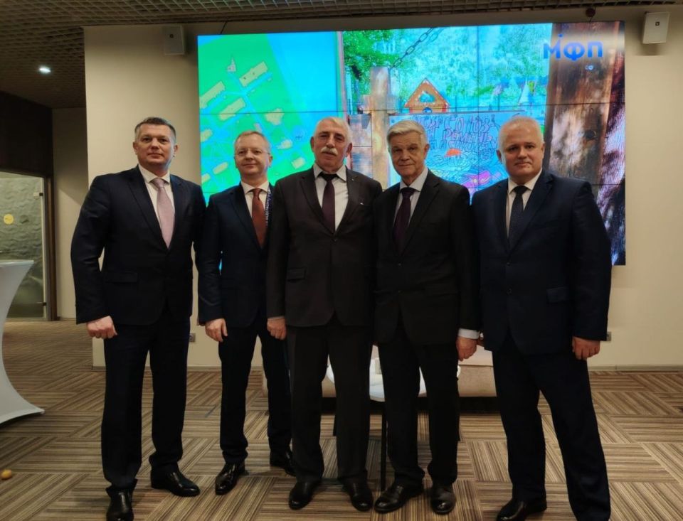 Константин Бутримов: Московская Федерация профсоюзов подвела итоги пятилетки и определила стратегию на будущее Константин Бутримов: Московская Федерация профсоюзов подвела итоги пятилетки и определила стратегию на будущее