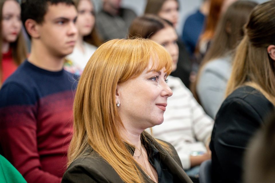 Мы сильнее, когда #МЫВМЕСТЕ Мы сильнее, когда #МЫВМЕСТЕ