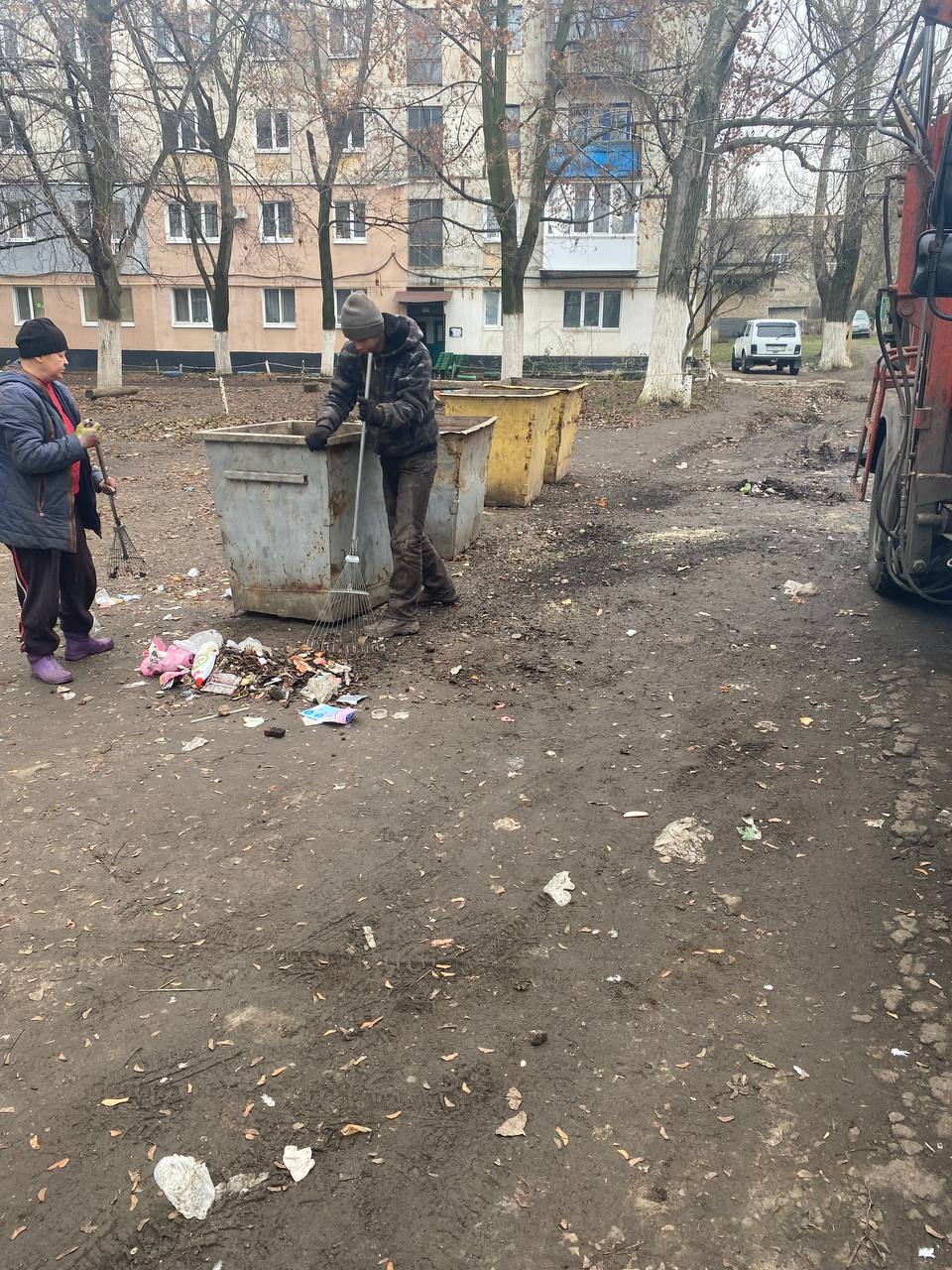 Чистота и порядок в нашем поселке – наша общая забота! Чистота и порядок в нашем поселке – наша общая забота!