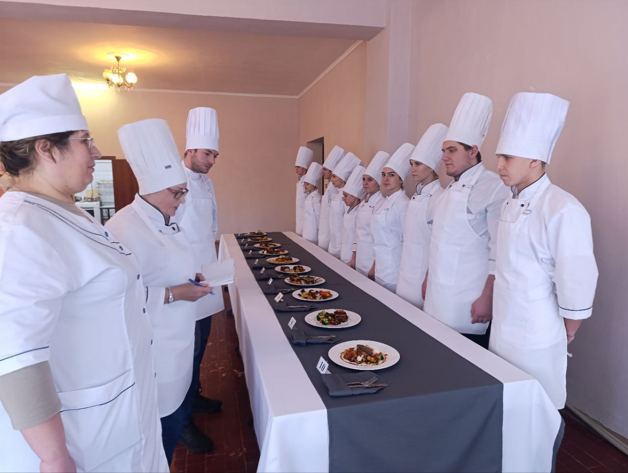 Сергей Колягин: В Первомайском колледже состоялся I этап внутреннего отбора регионального этапа чемпионата профессионального мастерства «Профессионалы» по компетенции «Поварское дело» Сергей Колягин: В Первомайском колледже состоялся I этап внутреннего отбора регионального этапа чемпионата профессионального мастерства «Профессионалы» по компетенции «Поварское дело»