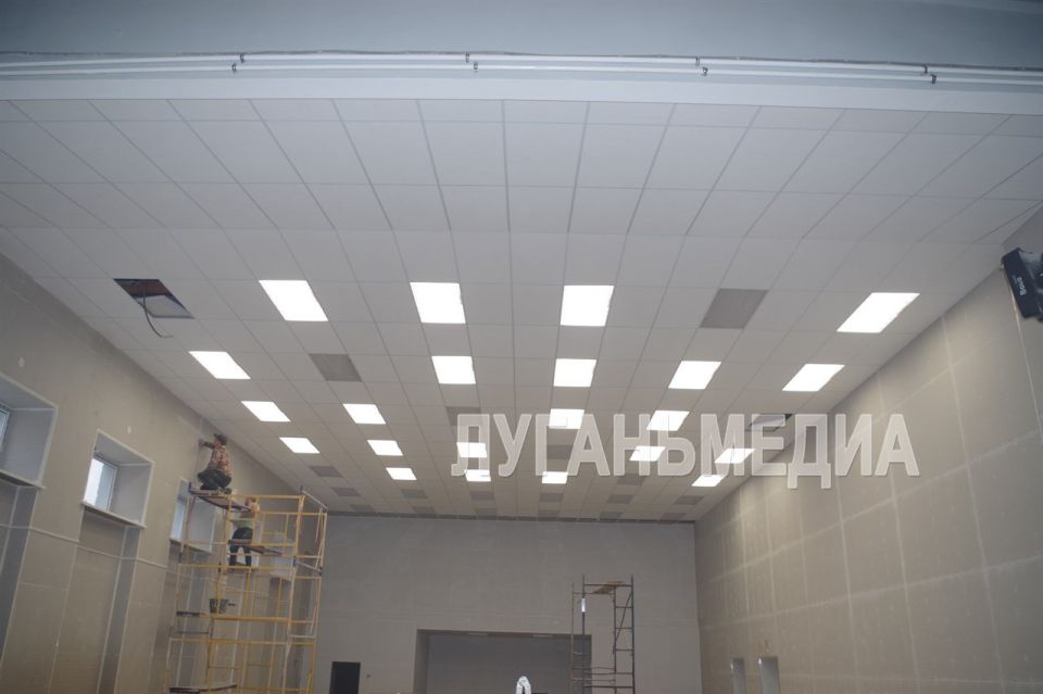 В доме культуры поселка Металлист завершаются ремонтные работы В доме культуры поселка Металлист завершаются ремонтные работы