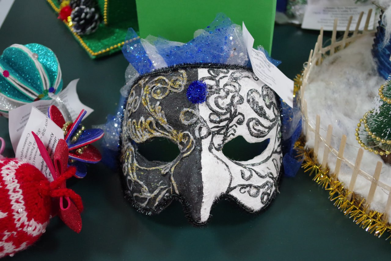 Сергей Крамаренко: В Славяносербском центре детского и юношеского творчества были подведены итоги первого муниципального этапа республиканской выставки-конкурса «Зима — пора чудес» Сергей Крамаренко: В Славяносербском центре детского и юношеского творчества были подведены итоги первого муниципального этапа республиканской выставки-конкурса «Зима — пора чудес»