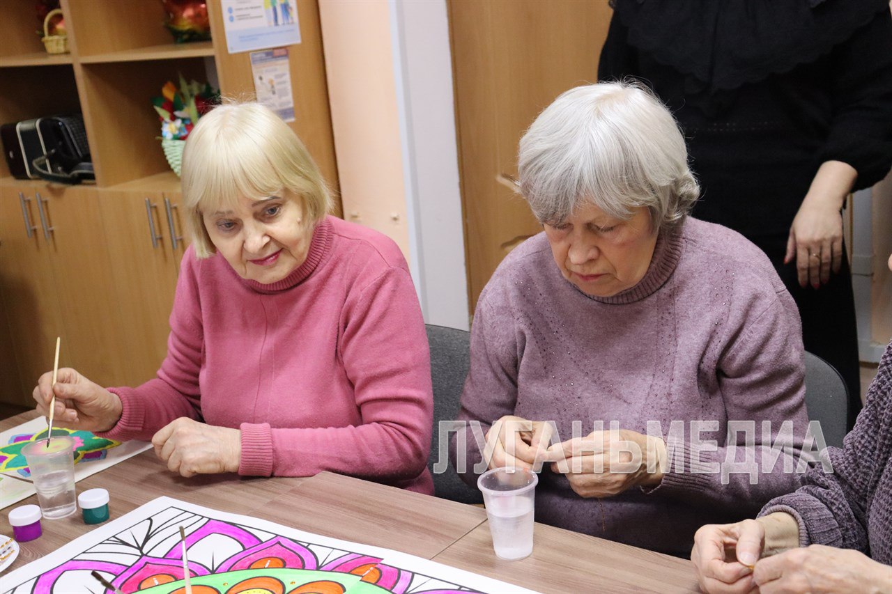 В Свердловске реализуется проект «Активное долголетие» В Свердловске реализуется проект «Активное долголетие»